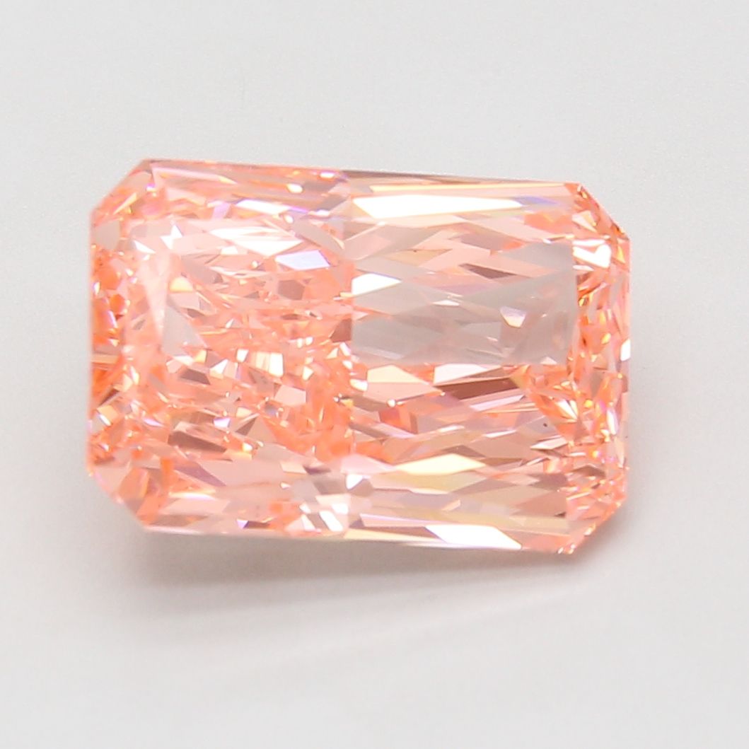 7.07 ct. radiant Lab Grown Diamond front image