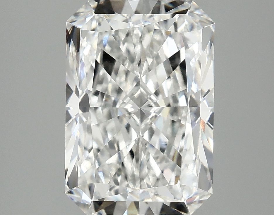 2.93 ct. radiant Lab Grown Diamond front image