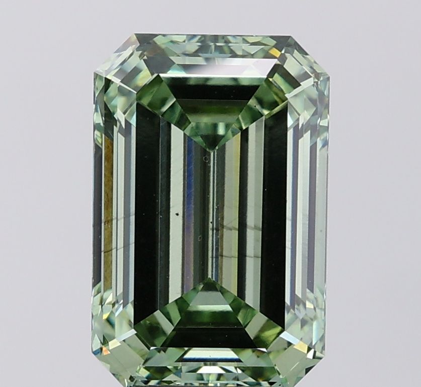 4.55 ct. emerald Lab Grown Diamond front image