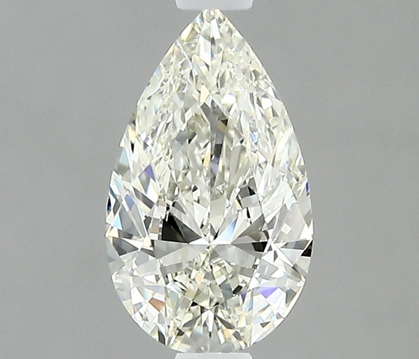 0.90 ct Pear diamond