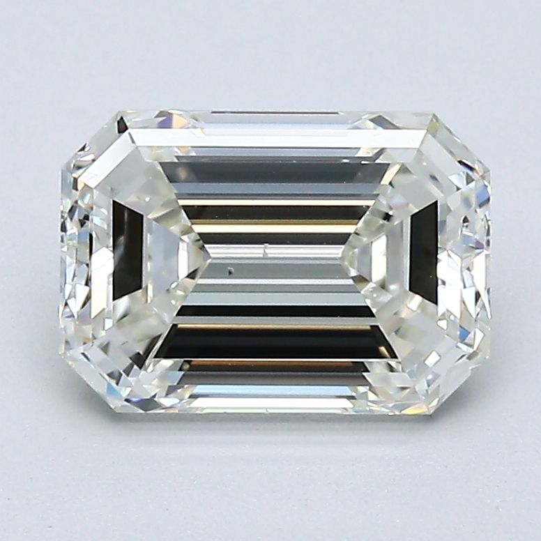 2.01 ct Emerald diamond