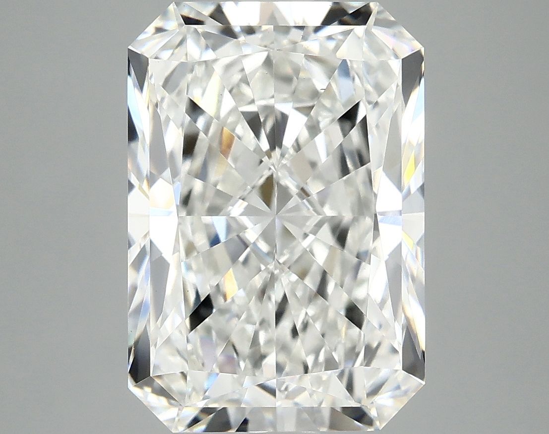 4.87 ct. radiant Lab Grown Diamond front image