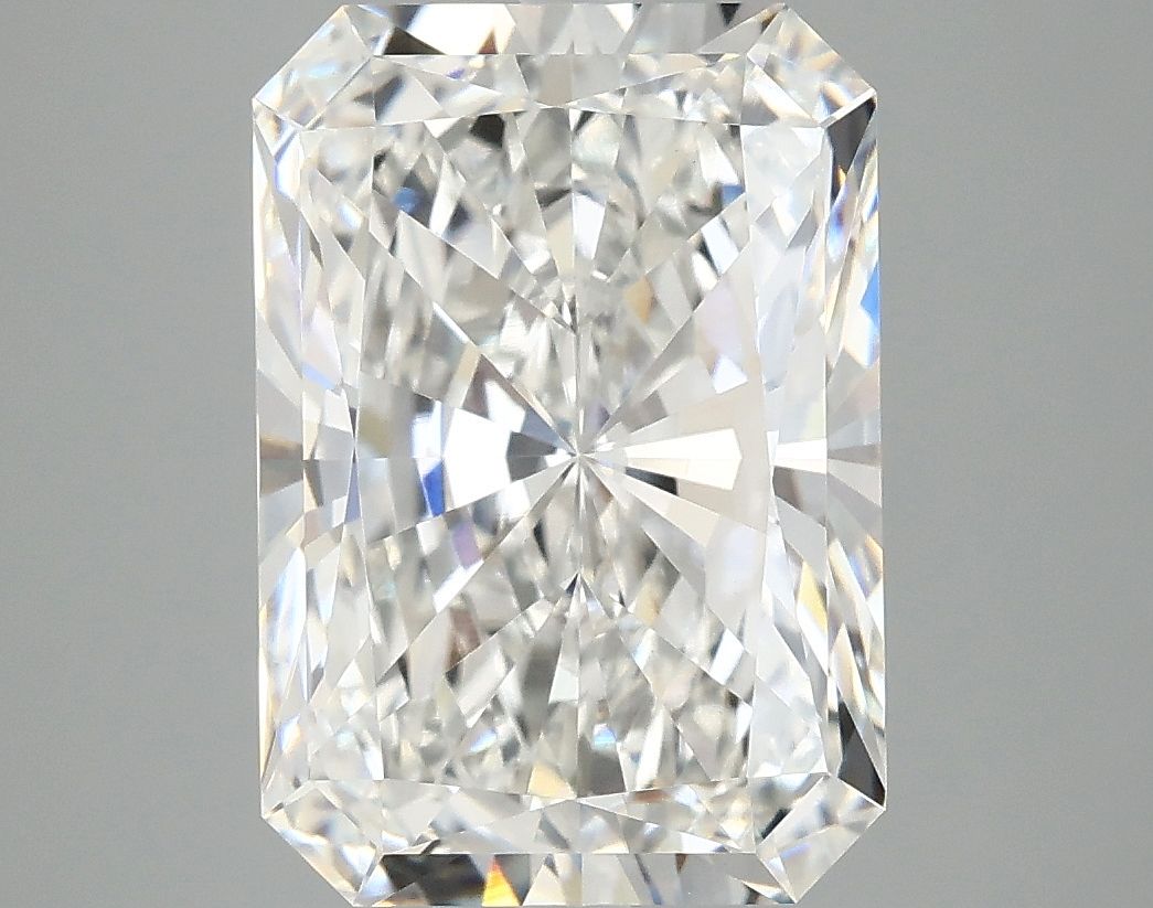 5.07 ct. radiant Lab Grown Diamond front image