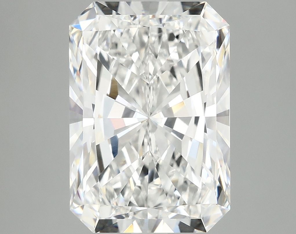 4.93 ct. radiant Lab Grown Diamond front image