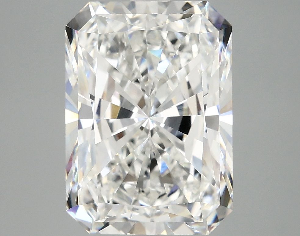 4.61 ct. radiant Lab Grown Diamond front image
