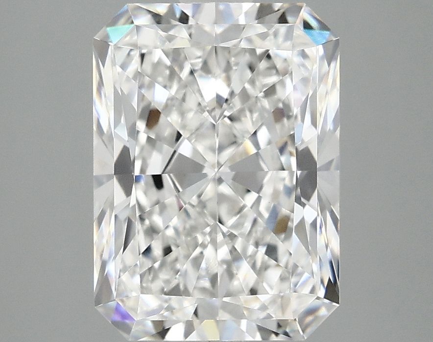 3.08 ct. radiant Lab Grown Diamond front image