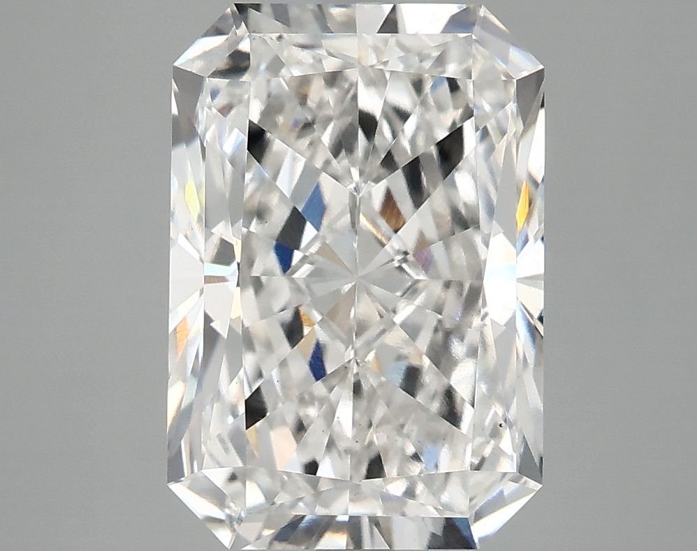 4.70 ct. radiant Lab Grown Diamond front image