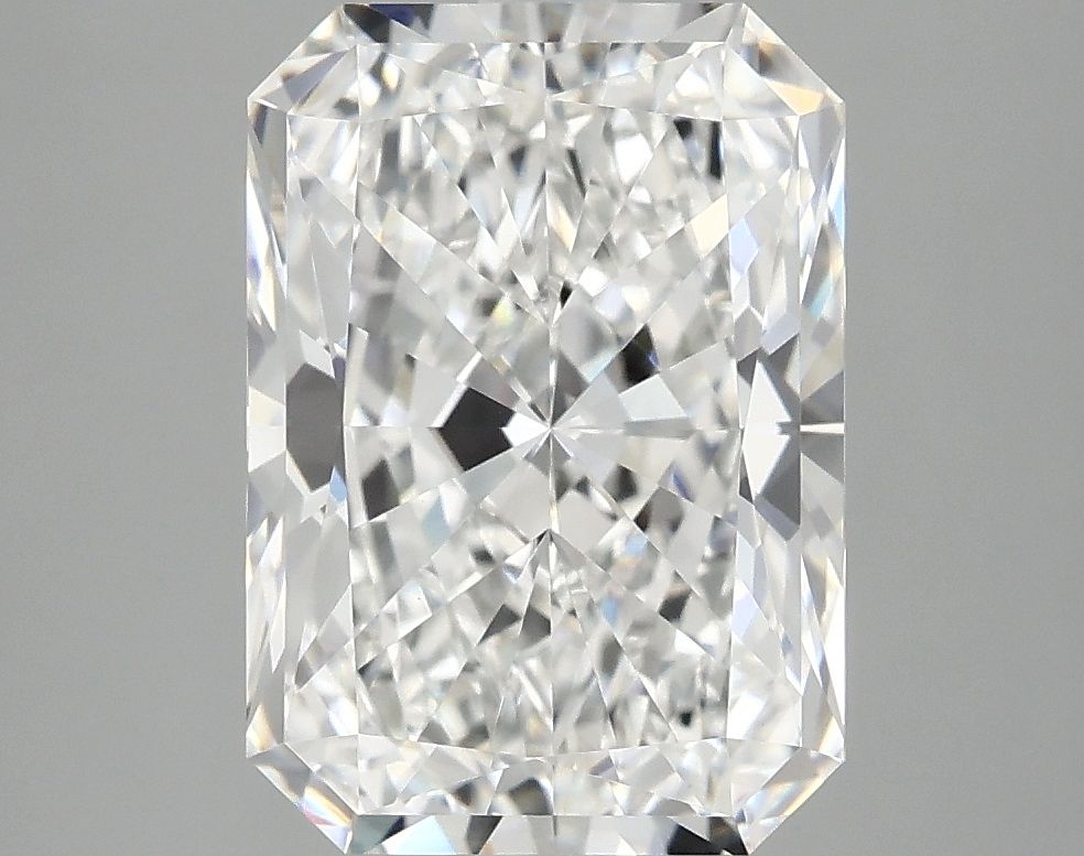 4.18 ct. radiant Lab Grown Diamond front image