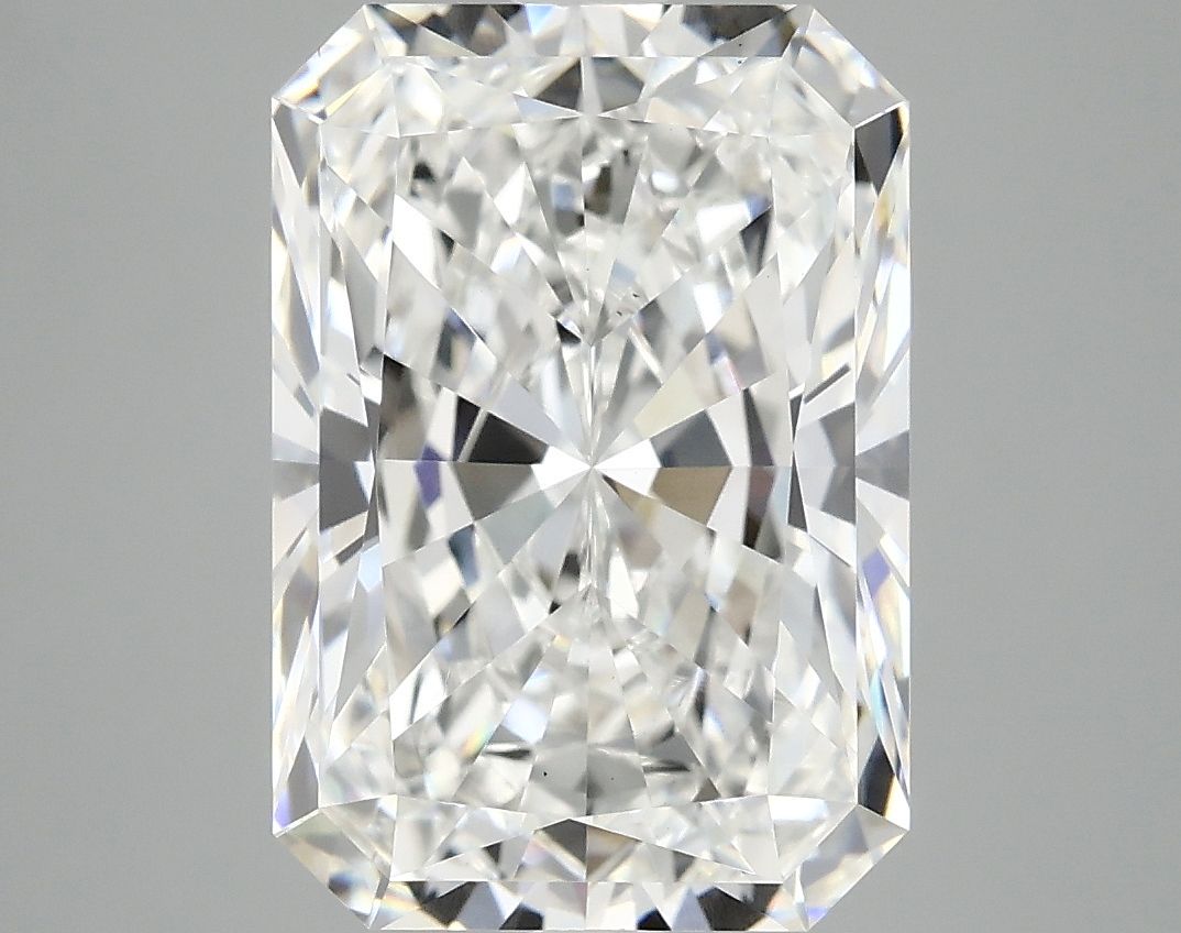 4.86 ct. radiant Lab Grown Diamond front image