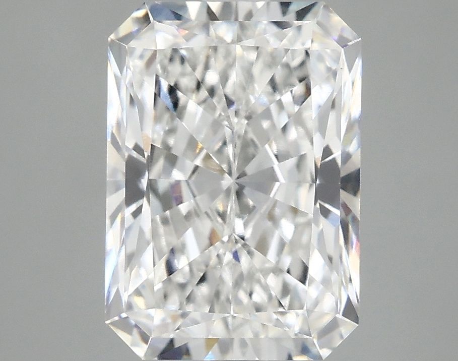 3.07 ct. radiant Lab Grown Diamond front image