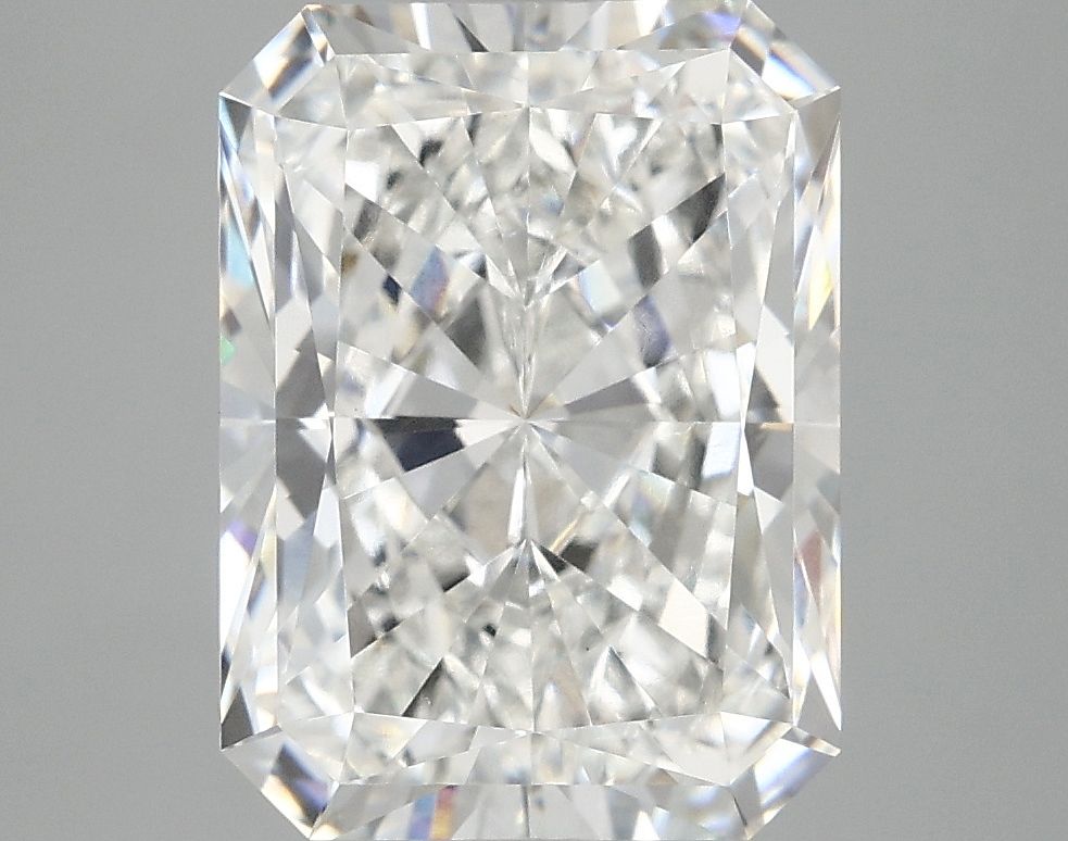 4.72 ct. radiant Lab Grown Diamond front image