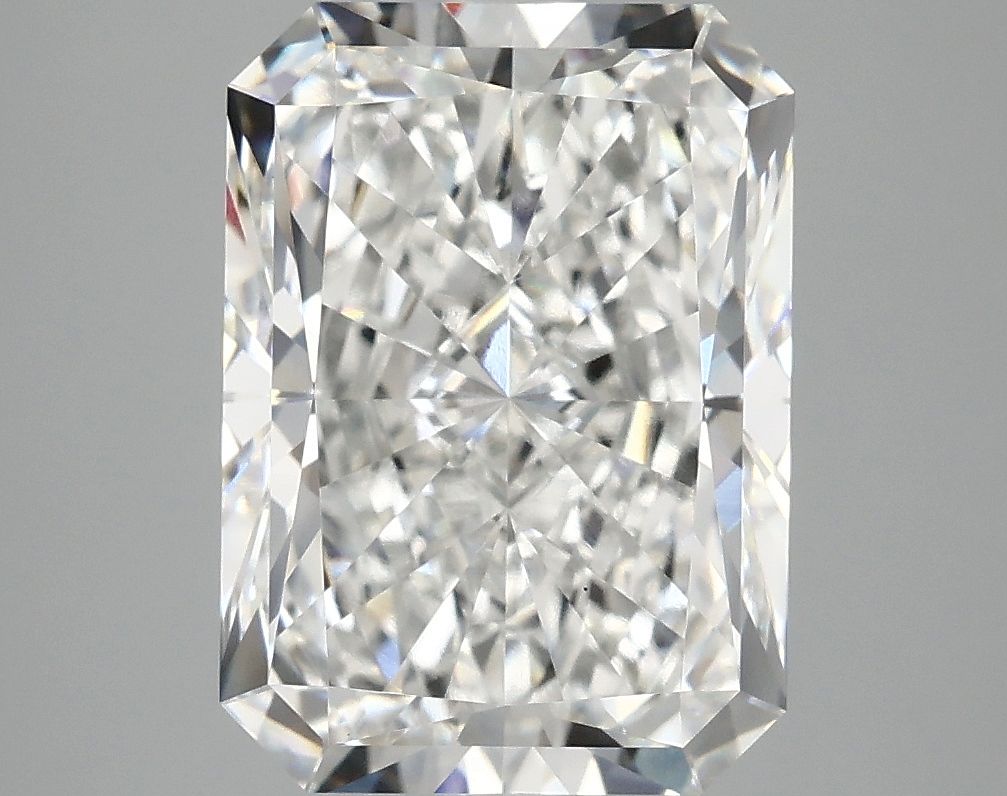 5.02 ct. radiant Lab Grown Diamond front image