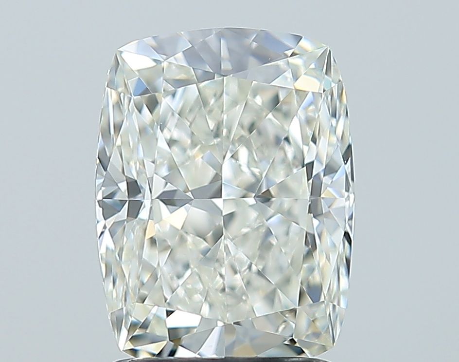 2.01 ct Cushion Brilliant diamond