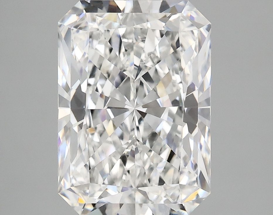3.76 ct. radiant Lab Grown Diamond front image