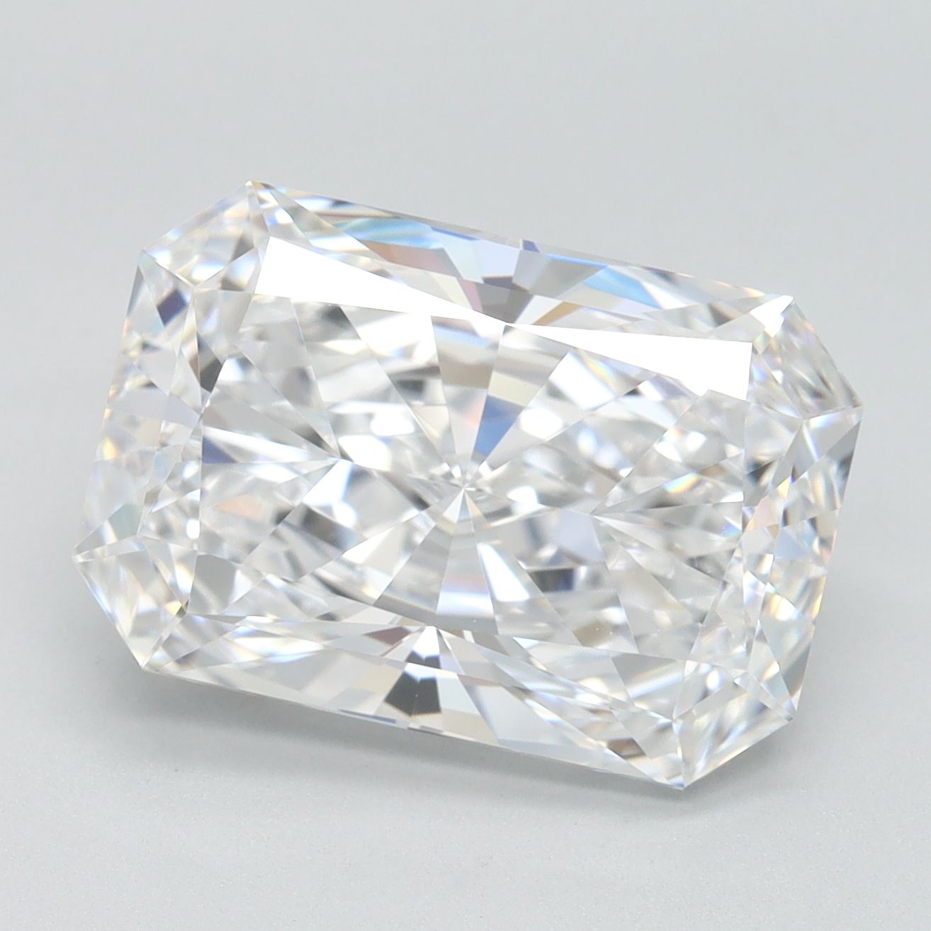 4.82 ct. radiant Lab Grown Diamond front image