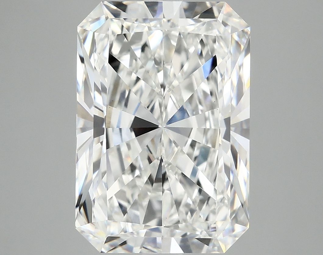 4.90 ct. radiant Lab Grown Diamond front image