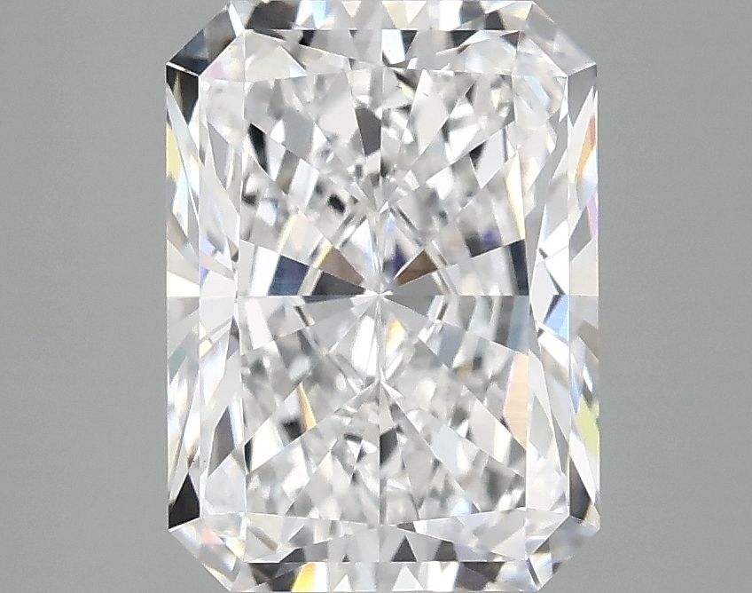 3.09 ct. radiant Lab Grown Diamond front image