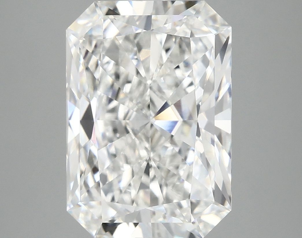 4.97 ct. radiant Lab Grown Diamond front image