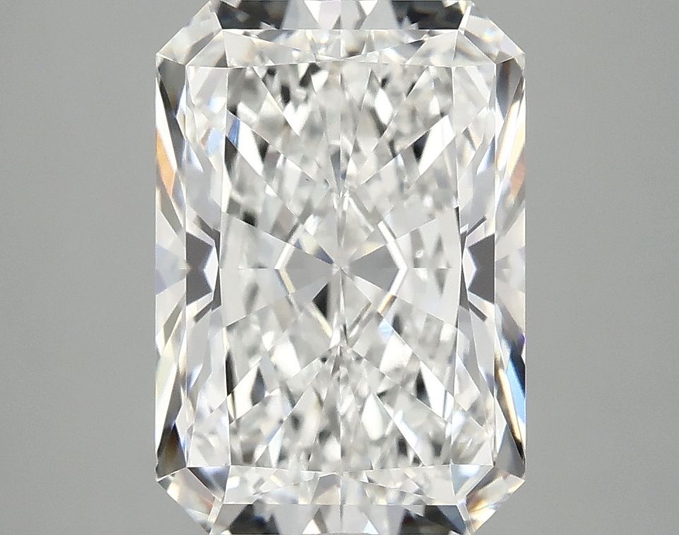 4.16 ct. radiant Lab Grown Diamond front image