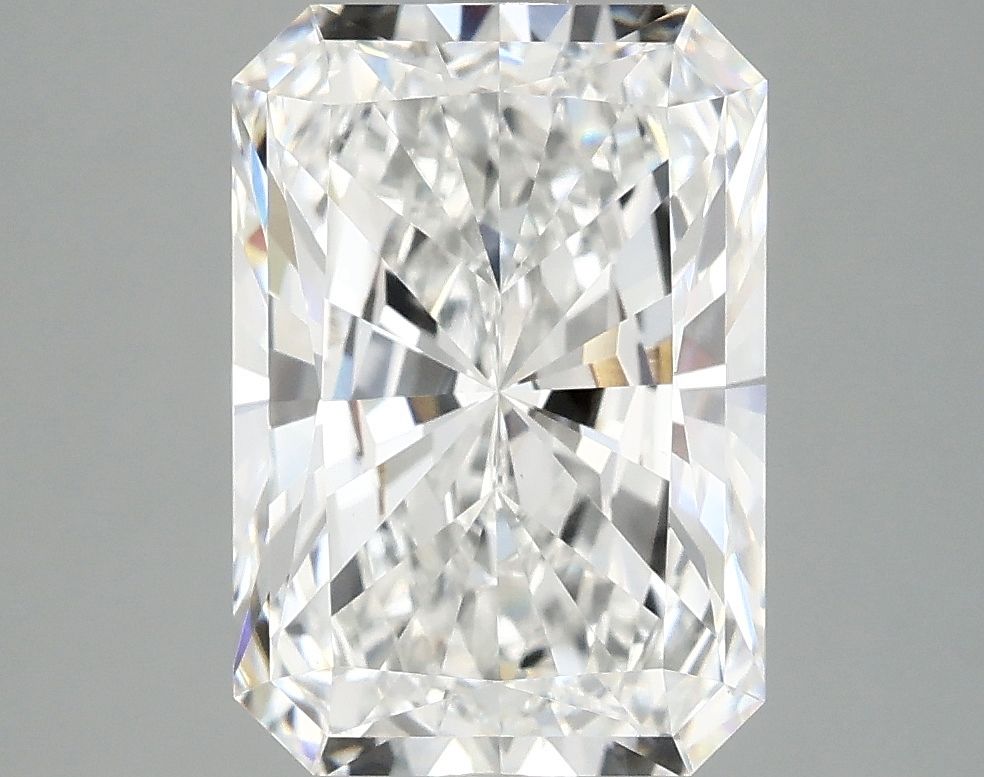 4.05 ct. radiant Lab Grown Diamond front image