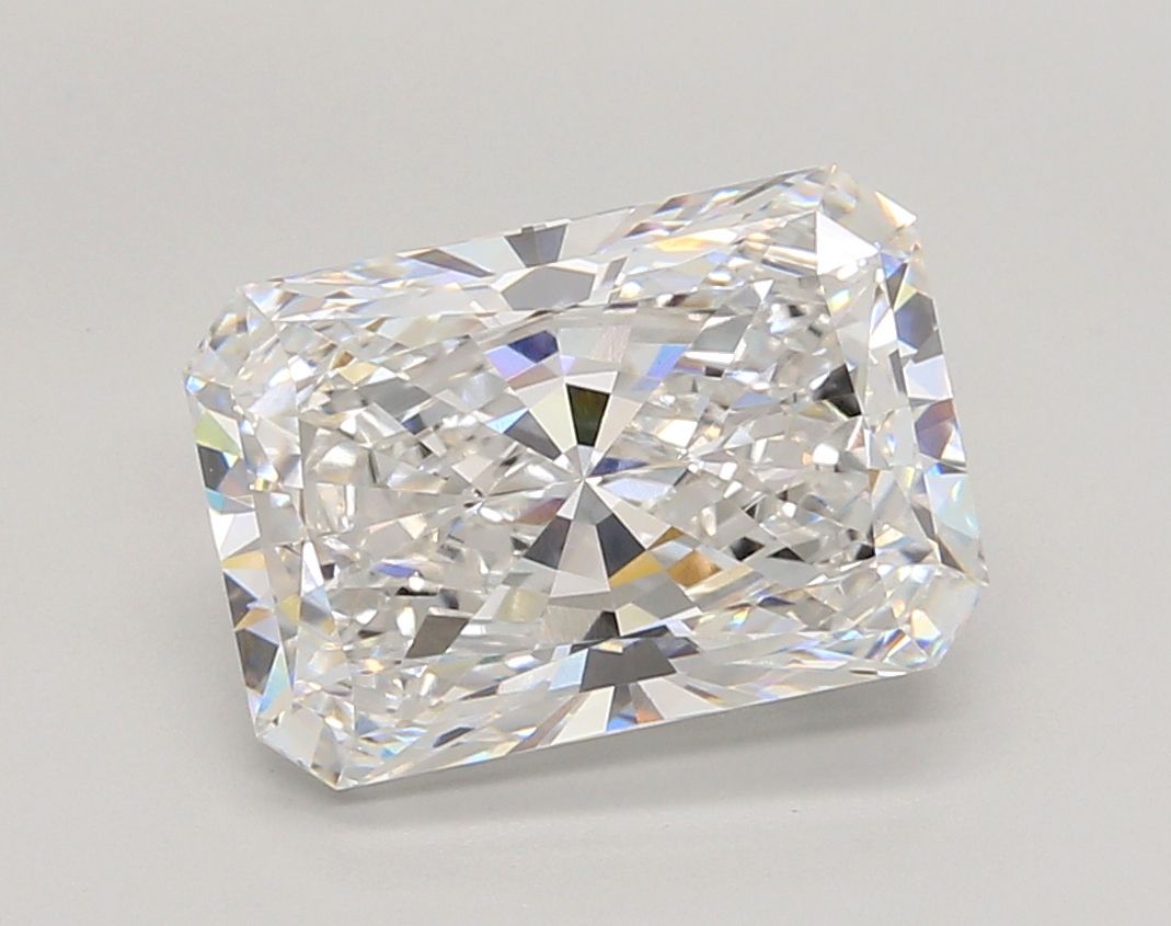 4.07 ct. radiant Lab Grown Diamond front image