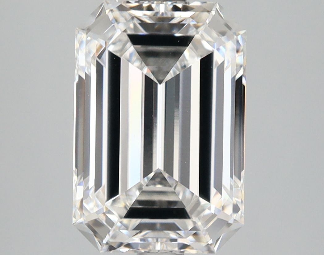 4.05 ct. emerald Lab Grown Diamond front image