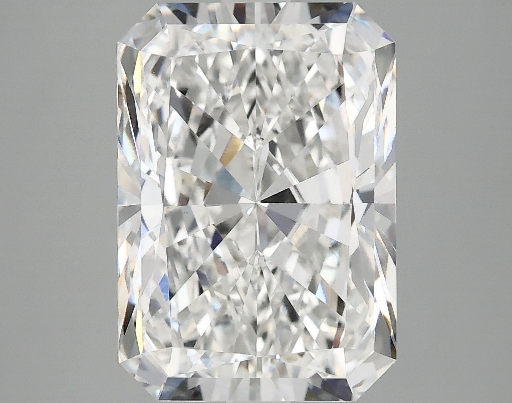 4.88 ct. radiant Lab Grown Diamond front image