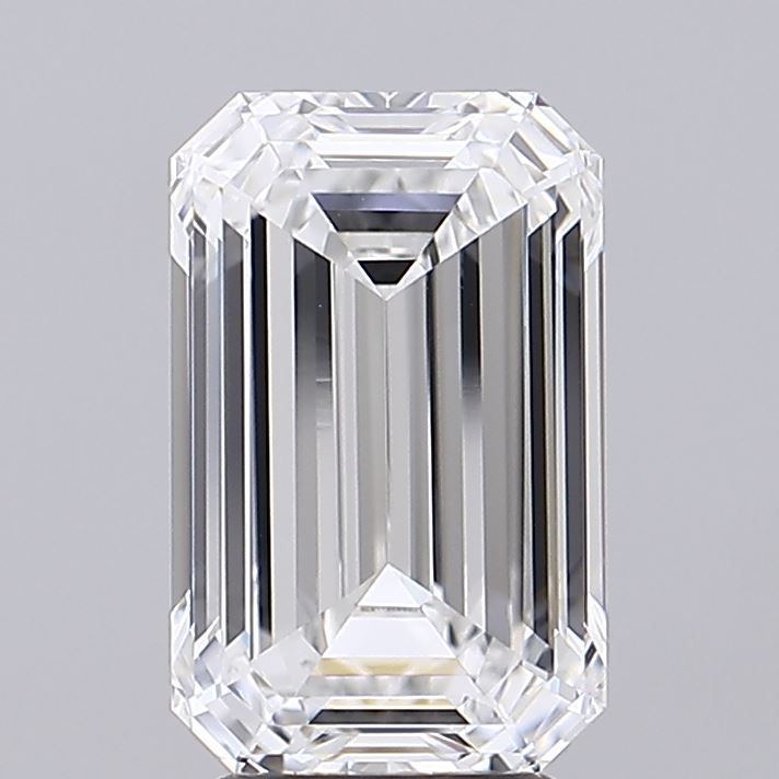 4.53 ct. emerald Lab Grown Diamond front image