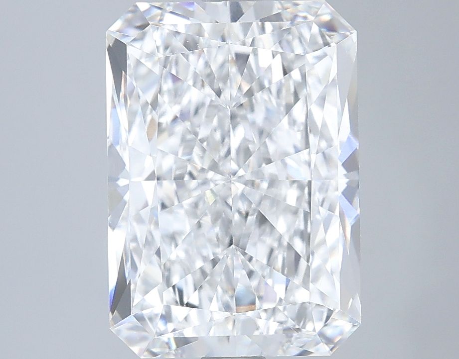 3.70 ct. radiant Lab Grown Diamond front image