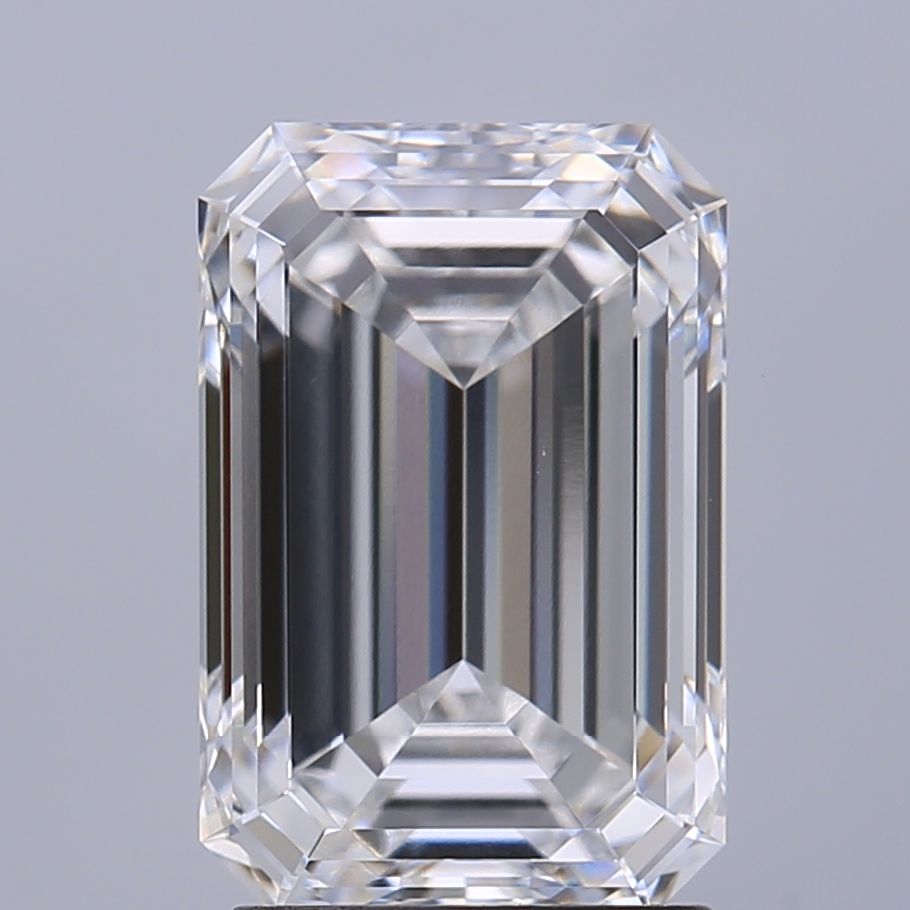 2.22 ct. emerald Lab Grown Diamond front image