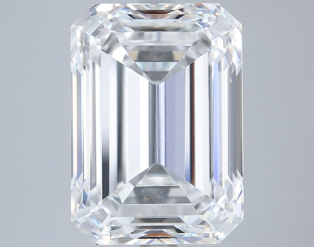 6.50 ct. emerald Lab Grown Diamond front image