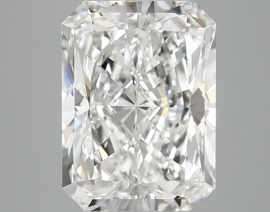 4.05 ct. radiant Lab Grown Diamond front image