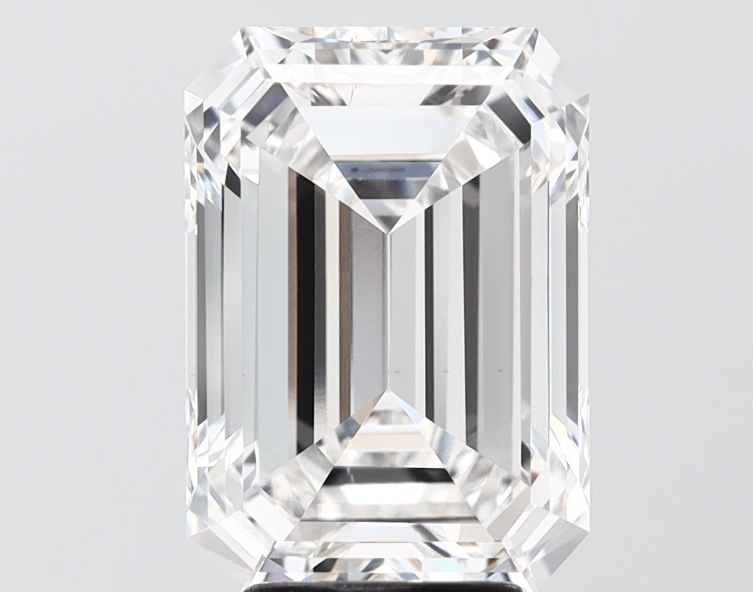 5.03 ct. emerald Lab Grown Diamond front image