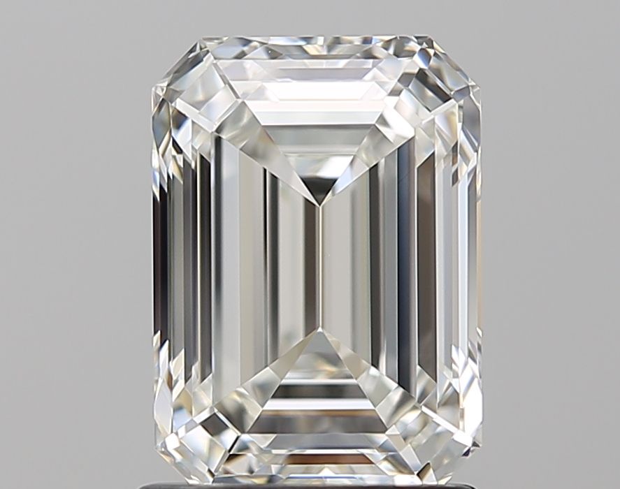 1.71 ct Emerald diamond