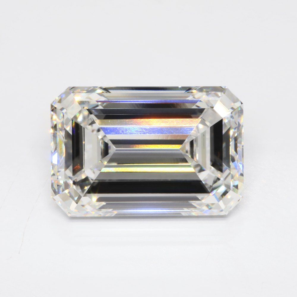 14.35 ct. emerald Lab Grown Diamond front image