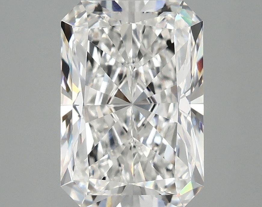 2.99 ct. radiant Lab Grown Diamond front image