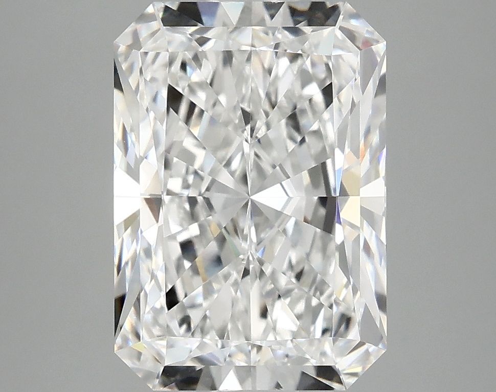 4.18 ct. radiant Lab Grown Diamond front image