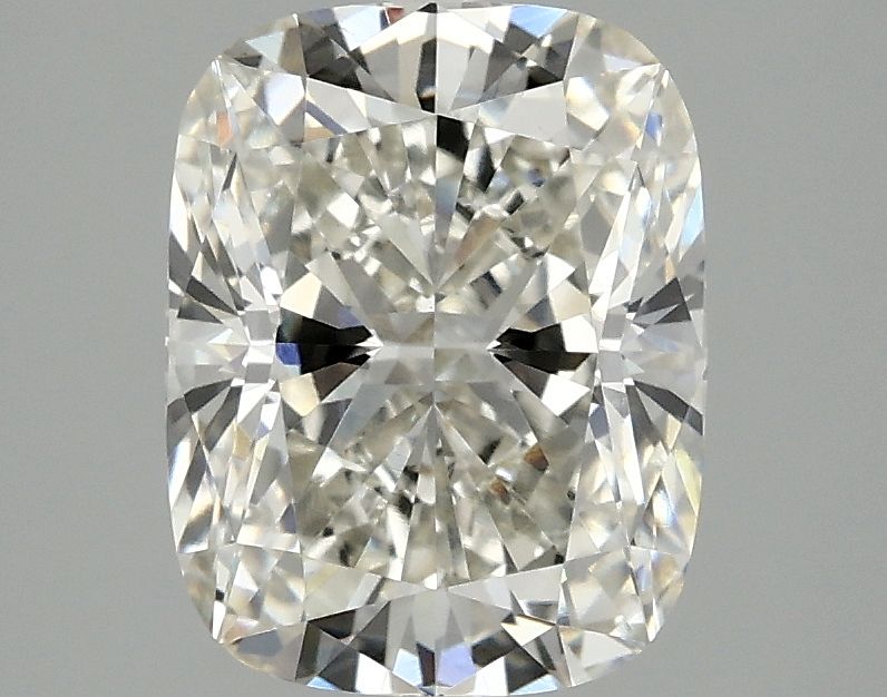 2.57 ct lab-grown Cushion modified Diamond