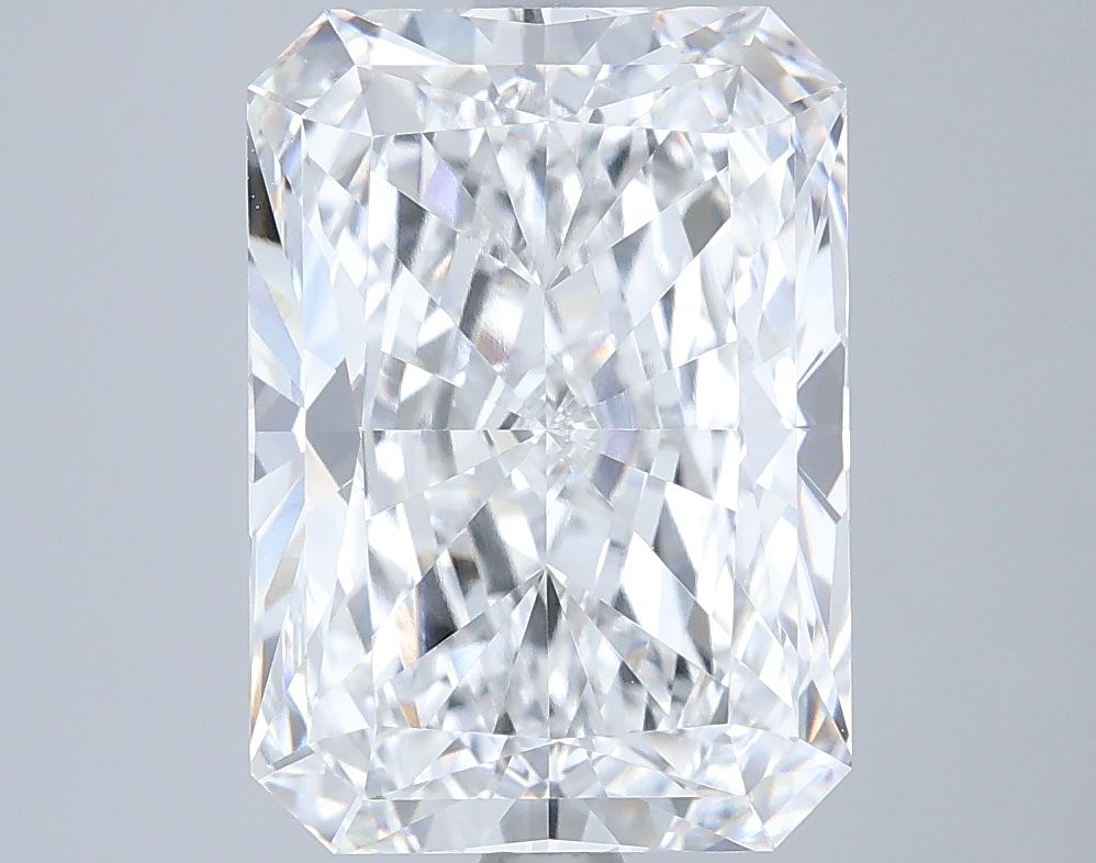 4.58 ct. radiant Lab Grown Diamond front image