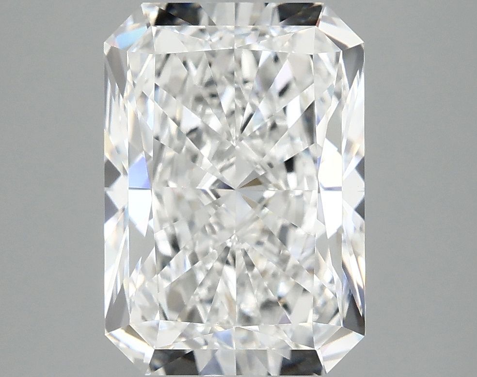 4.19 ct. radiant Lab Grown Diamond front image