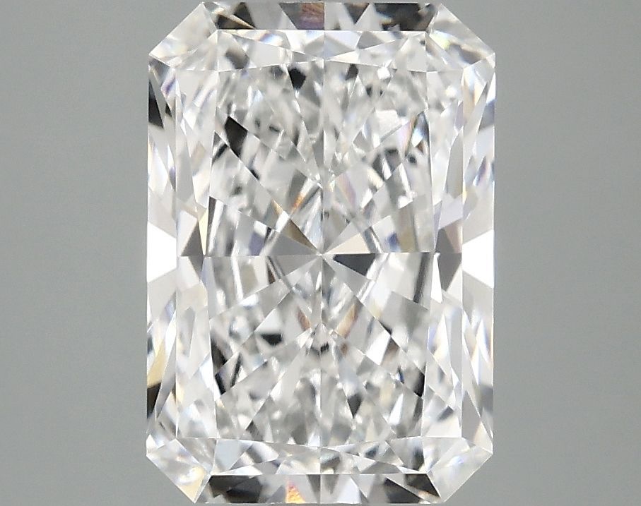 3.09 ct. radiant Lab Grown Diamond front image