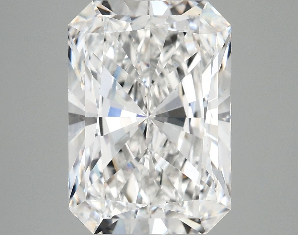 4.93 ct. radiant Lab Grown Diamond front image