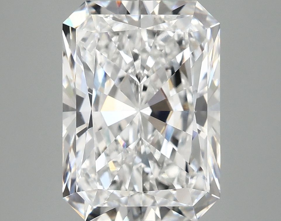 4.10 ct. radiant Lab Grown Diamond front image