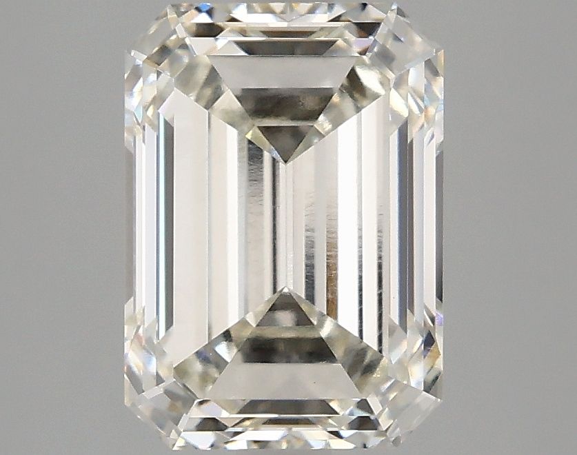 3.05 ct lab-grown Emerald Diamond