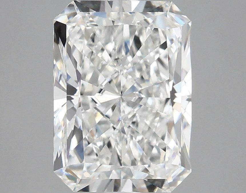 3.08 ct. radiant Lab Grown Diamond front image