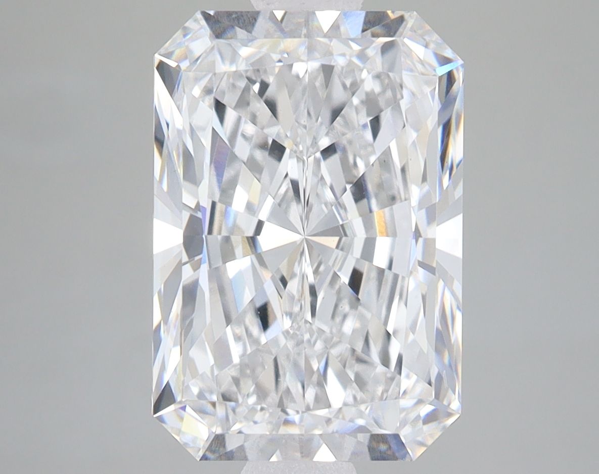 5.05 ct. radiant Lab Grown Diamond front image