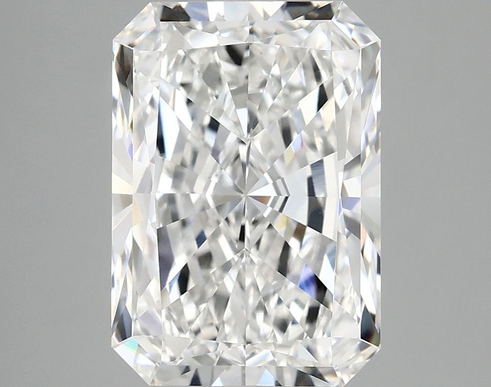 3.91 ct. radiant Lab Grown Diamond front image