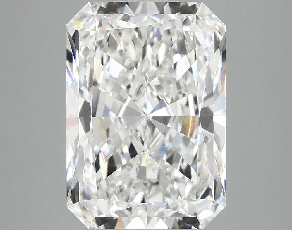 4.33 ct. radiant Lab Grown Diamond front image