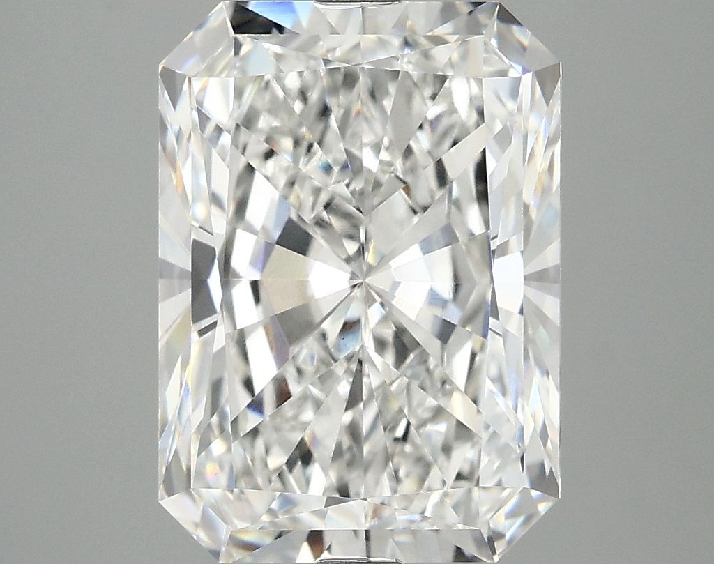 4.92 ct. radiant Lab Grown Diamond front image
