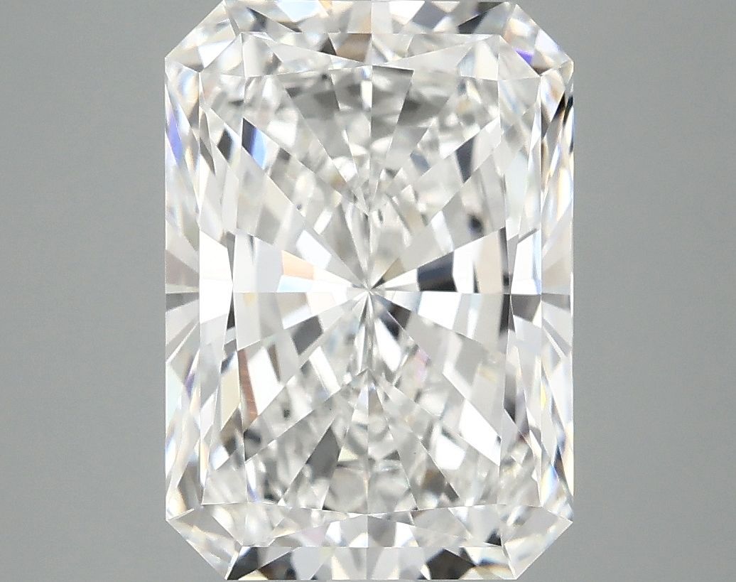 4.90 ct. radiant Lab Grown Diamond front image